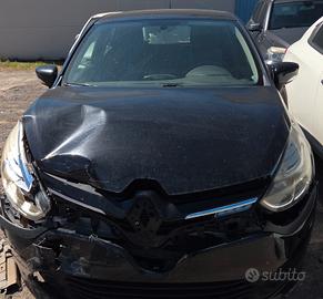 Renault Clio 4 serie ricambi usati 