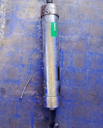 Bilancia a molla sospesa