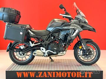 Benelli TRK 502 -2022- CON SOLI 10700 KM