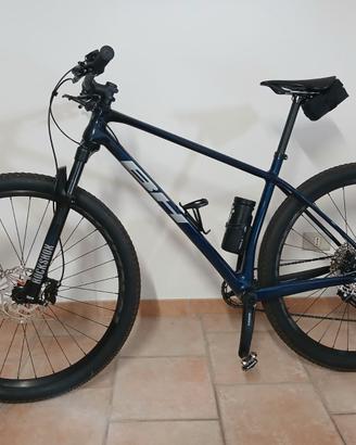 Mtb bh ultimate rc in carbonio