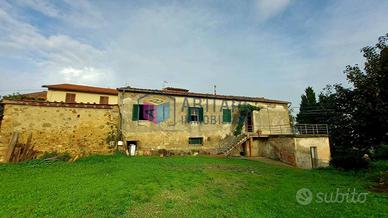 Villa di 169 m² con 5 locali e box auto a Santa Lu
