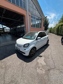 Smart forfour 1.0 GPL