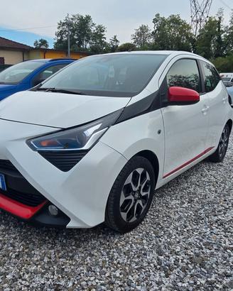 Toyota Aygo 1.0 VVT-i 72 CV 5 porte x-cool