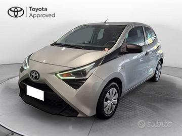 Toyota Aygo 5p 1.0 x-business 72cv