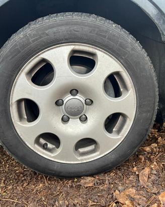 Cerchi e gomme 16 per audi A3 invernali