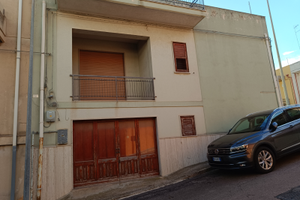 Casa piano terra via Michelini