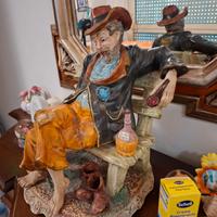 statuetta in ceramica 