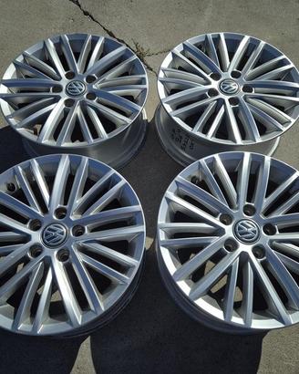 Cerchi In Lega Da 16" Per Volkswagen Golf 6 7 8
