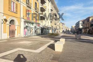 Locale Commerciale - Cosenza