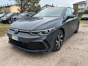 Volkswagen Golf 1.5 eTSI 130 CV EVO ACT DSG R-Line