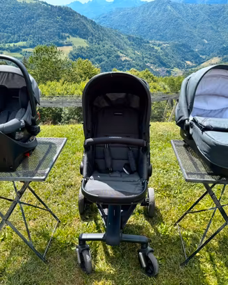 Trio Passeggino Foppapedretti Up3 con Isofix