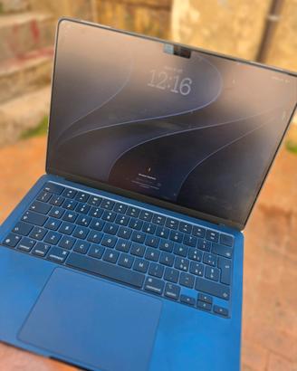 macbook air m2
