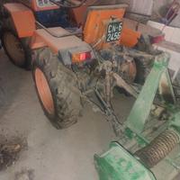 Trattore Carraro 40 H p, fresa e trincia