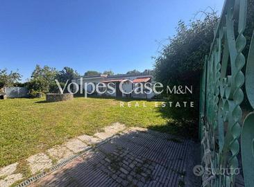 Villa di 180 m² con 5 locali a Marino