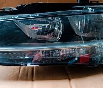 Faro anteriore sinistro Audi A4