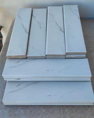 Battiscopa ceramica bianca effetto marmo