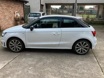 Audi A1 s-line diesel 90 cv