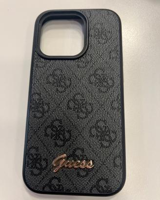 cover iPhone 14 pro Guess