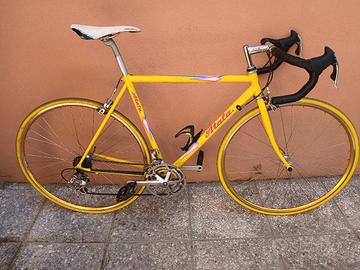 bici da corsa campagnolo con tripla corona