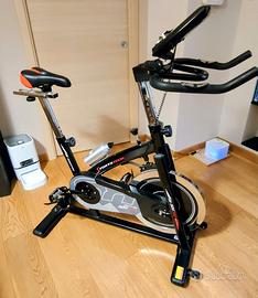 Sportstech Speedbike SX200