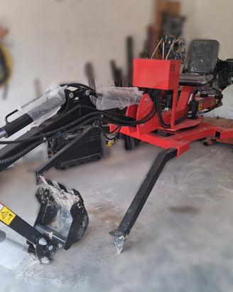 Micro escavatore trasportato 