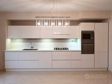 Cucina Spagnol Maryland laccata lucida top Corian