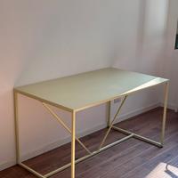 Tavolo moderno themaise e sedie