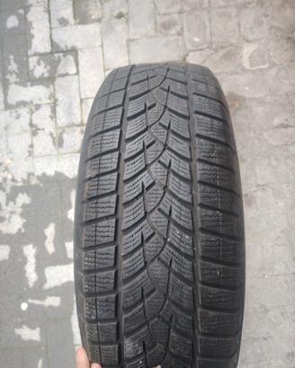 gomme 215.65.r17
