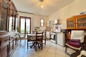 3 LOCALI A CASTELFIORENTINO
