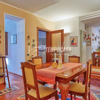 PORZIONE DI CASA INDIPENDENTE IN BUONO STATO