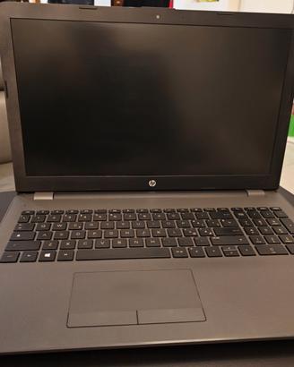 Hp 255 g6 FullHd DDR4 M.2 w11+office