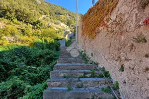 CASA INDIPENDENTE A MINORI