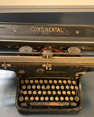 Antica macchina da scrivere Continental