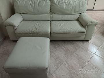 Divano 3 posti + pouf