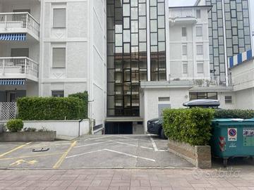 Immobile in asta di 153 m² con 1 locale e box auto