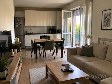 VARESE – BILOCALE CON BALCONE IN ZONA SERVITA