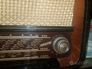 Apparecchio Radio anni 60