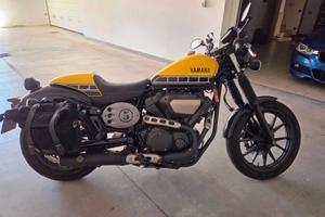 YAMAHA XV 950 Racer 60th - Borsa Casco Terminale