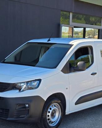 PEUGEOT Partner BHDi 130 PC Premium Riv. Inox