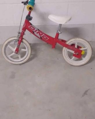 bicicletta senza pedali 