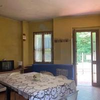 Casa accogliente con camino e giardino a Cossato