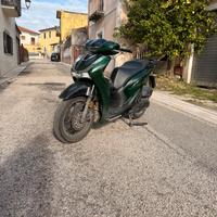 Sh125 vetro
