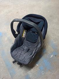 seggiolino auto peg Perego e base isofix 