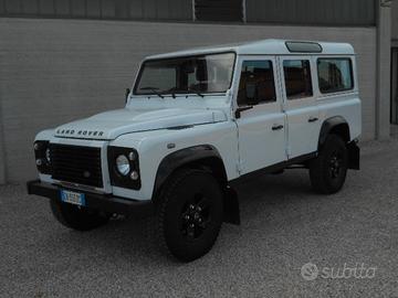 Defender 110 2.2 Td4 Autocarro 5 Posti