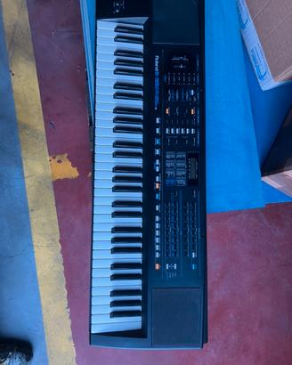 Tastiera Roland E-35