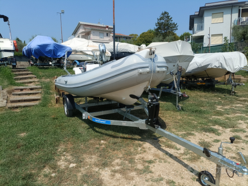 Gommone Lomac + Yamaha 40 hp Desenzano del Garda