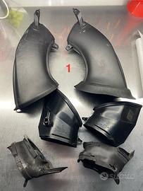 Yamaha R1 2007-2008 VARIE ENTRA E LEGGI