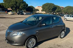 Lancia Ypsilon 1.2 69CV GPL Ecochic Gold