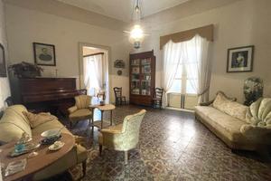 Rif.lu307| palazzo francofonte