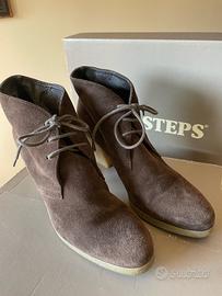 Stivaletti stringati /tronchetti in camoscio